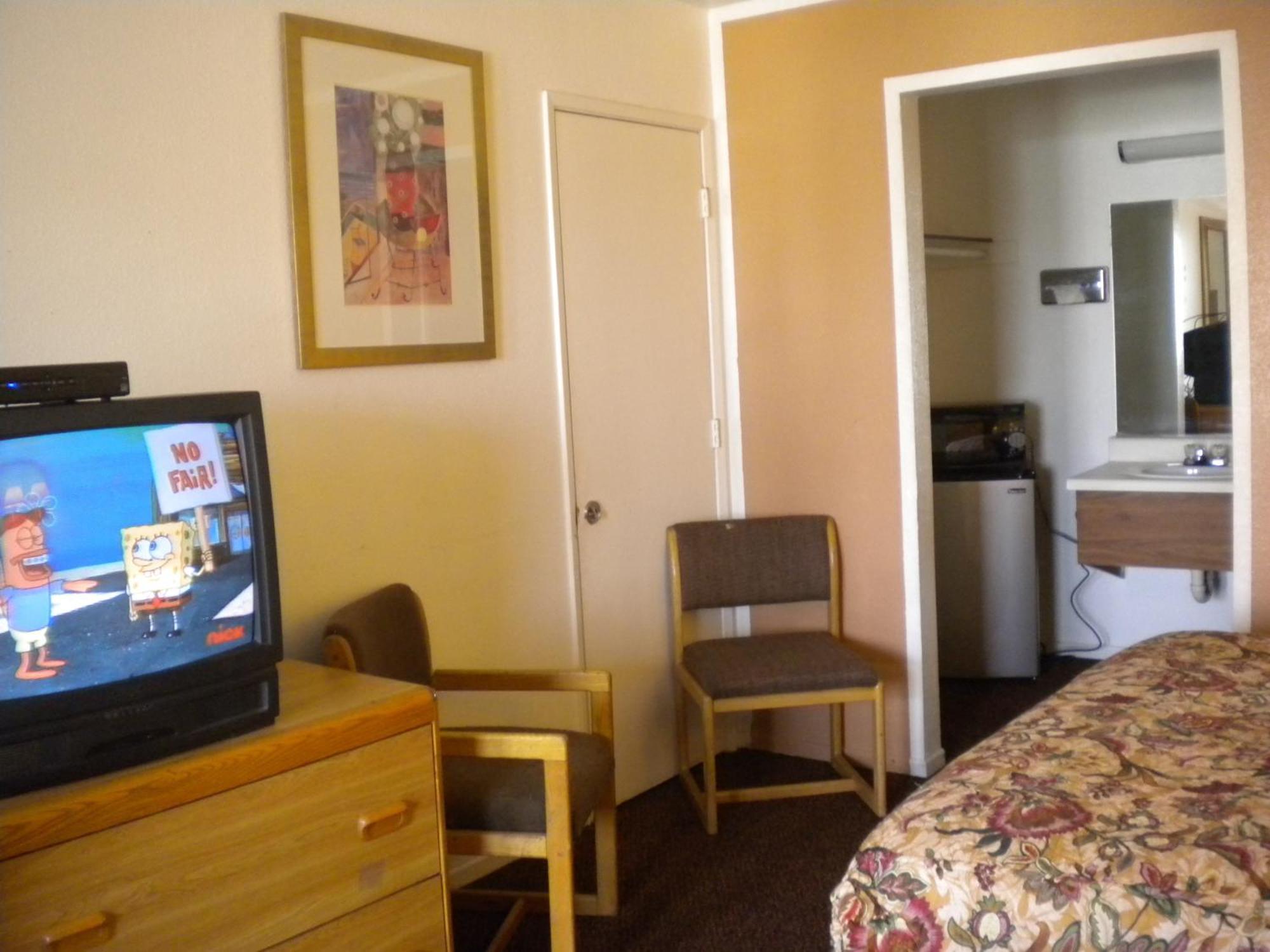 Best Economy Inn & Suites Bakersfield Habitación foto